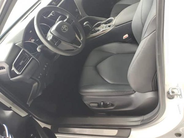 Camry 2021 2.0G Luxury Edition, Июнь 2021 г., пробег 31700 км. (Б/у) Передний — изображение 5
