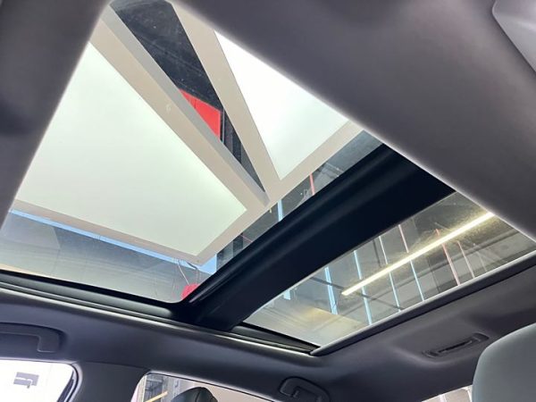 Camry 2021 2.5G Luxury Edition, Ноябрь 2022 г., пробег 37000 км. (Б/у) Передний — изображение 5