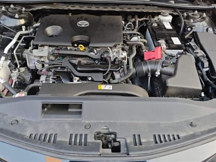 Camry 2021 2.0G Luxury Edition, Июнь 2022 г., пробег 72800 км. (Б/у) Передний — изображение 5