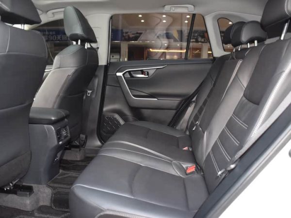 RAV4 Rongfang 2022 2.0L CVT 2WD Fashion Plus Edition, Октябрь 2022 г., пробег 42000 км. (Б/у) Передний — изображение 5