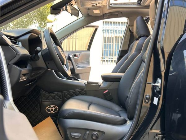 RAV4 Rongfang 2022 2.0L CVT 2WD Fashion Edition, Февраль 2023 г., пробег 29000 км. (Б/у) Передний — изображение 5