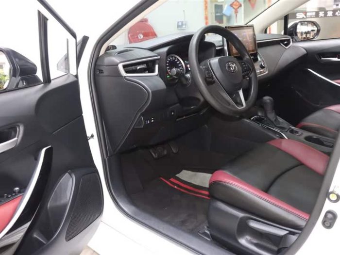 Corolla 2021 Hybrid 1.8L E-CVT Elite Edition, Январь 2022 г., пробег 44000 км. (Б/у) Передний — изображение 5