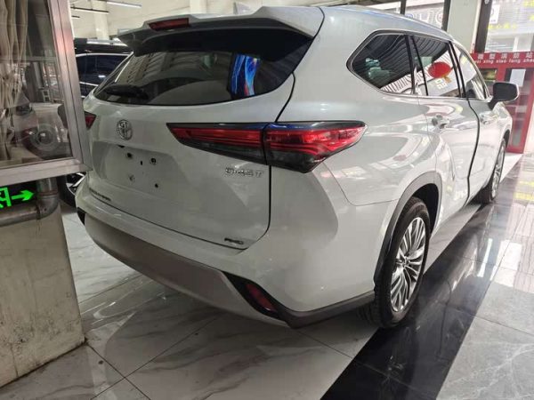 Highlander 2022 380T 4WD Supreme Edition 7 Seaters, Январь 2023 г., пробег 33000 км. (Б/у) Полный — изображение 5