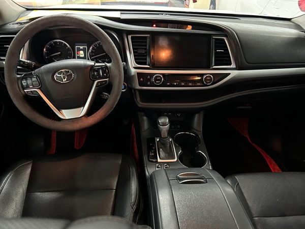 Highlander 2021 2.0T 4WD Luxury Edition 7 Seaters, Февраль 2022 г., пробег 57000 км. (Б/у) Полный — изображение 6