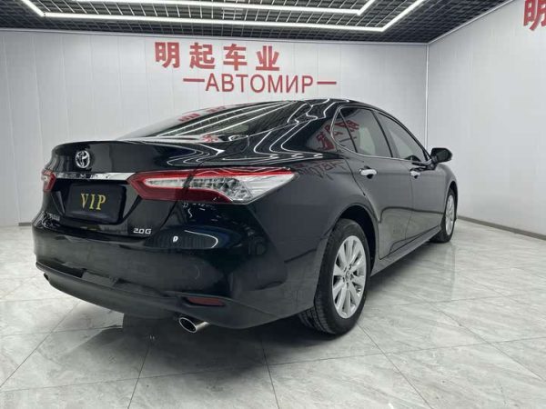 Camry 2021 2.0G Luxury Edition, Январь 2021 г., пробег 10000 км. (Б/у) Передний — изображение 6