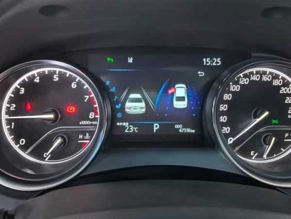 Camry 2021 2.0G Luxury Edition, Май 2021 г., пробег 47500 км. (Б/у) Передний — изображение 6