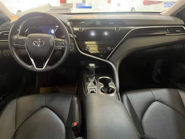 Camry 2019 facelift 2.5G luxury version, Декабрь 2020 г., пробег 79000 км. (Б/у) Передний — изображение 6
