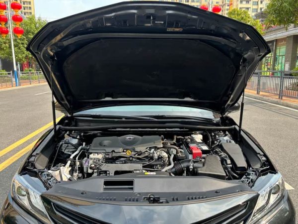 Camry 2022 2.5S Cavalier Edition, Август 2022 г., пробег 32000 км. (Б/у) Передний — изображение 6