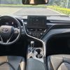 Camry 2022 2.5S Cavalier Edition, Апрель 2023 г., пробег 27000 км. (Б/у) Передний — изображение 6