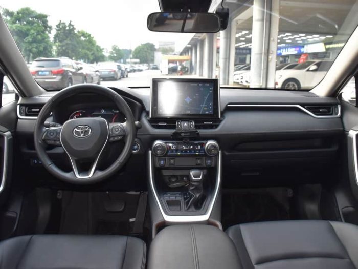 RAV4 Rongfang 2022 2.0L CVT 2WD Fashion Plus Edition, Октябрь 2022 г., пробег 42000 км. (Б/у) Передний — изображение 6