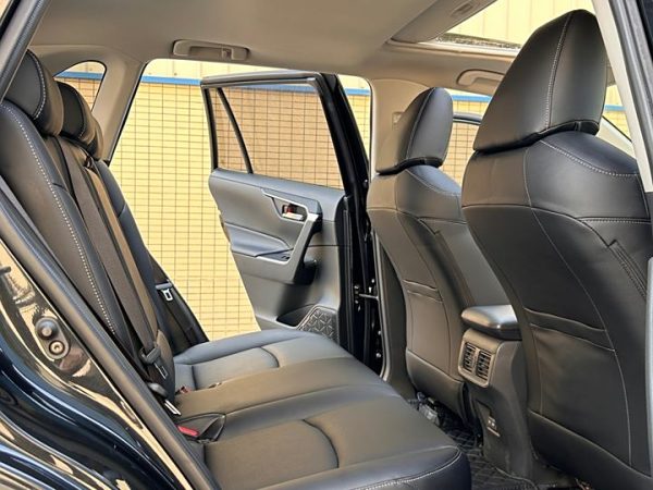 RAV4 Rongfang 2022 2.0L CVT 2WD Fashion Edition, Февраль 2023 г., пробег 29000 км. (Б/у) Передний — изображение 6