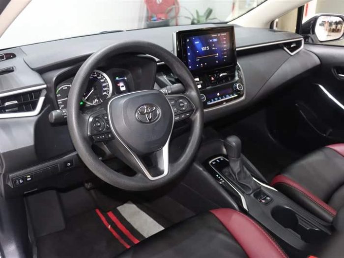 Corolla 2021 Hybrid 1.8L E-CVT Elite Edition, Январь 2022 г., пробег 44000 км. (Б/у) Передний — изображение 6