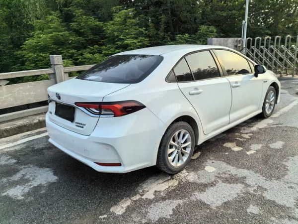 Corolla 2023 1.8L Intelligent Electric Hybrid Dual Engine Pioneer Edition, Апрель 2023 г., пробег 45000 км. (Б/у) Передний — изображение 6
