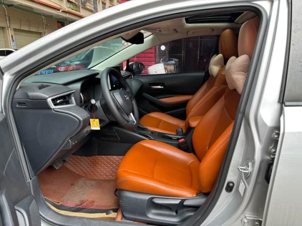 Corolla 2019 1.2T S-CVT GL-i Luxury Edition, Июль 2020 г., пробег 70000 км. (Б/у) Передний — изображение 6
