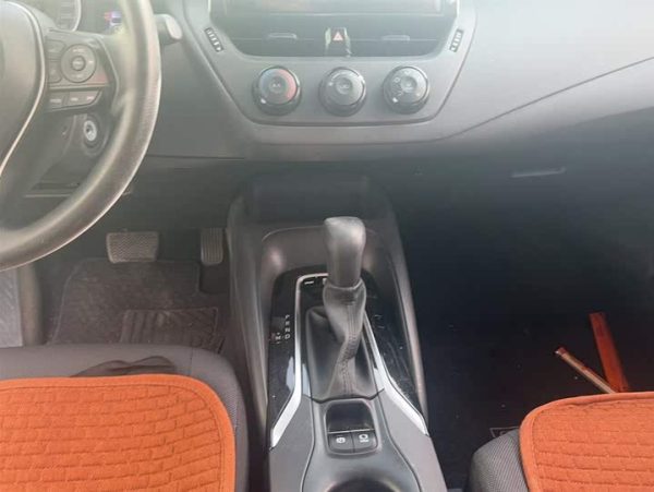 Corolla 2019 1.2T S-CVT GL Pioneer Edition, Апрель 2020 г., пробег 52600 км. (Б/у) Передний — изображение 6