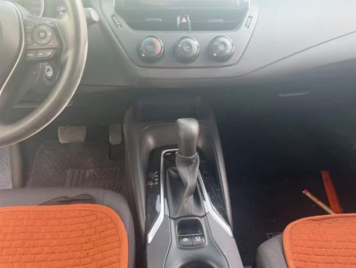 Corolla 2019 1.2T S-CVT GL Pioneer Edition, Апрель 2020 г., пробег 52600 км. (Б/у) Передний — изображение 6