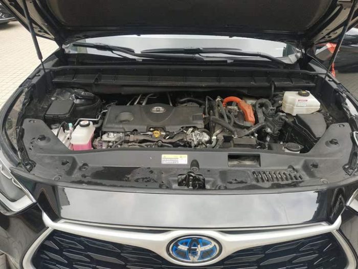 Highlander 2022 Dual Engine 2.5L 4WD Premium Edition 7 Seaters,Сентябрь 2021 г., пробег 45600 км. (Б/у) Полный — изображение 6