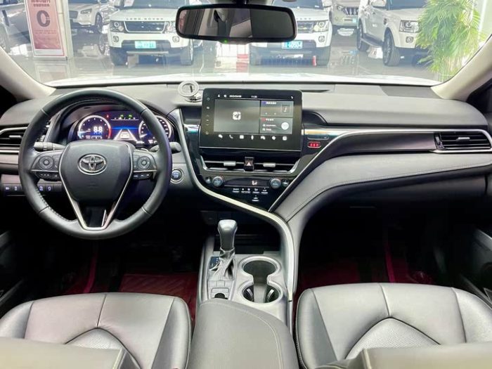 Camry 2021 2.5S Fengshang Edition, Сентябрь 2021 г., пробег 21000 км. (Б/у) Передний — изображение 7