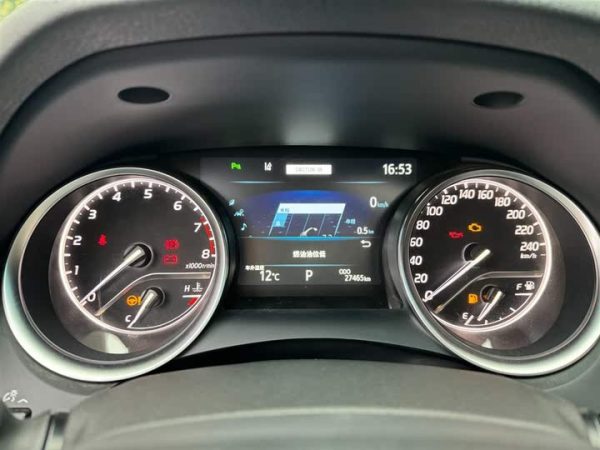 Camry 2022 2.0GVP Leading Edition, Декабрь 2022 г., пробег 27000 км. (Б/у) Передний — изображение 7