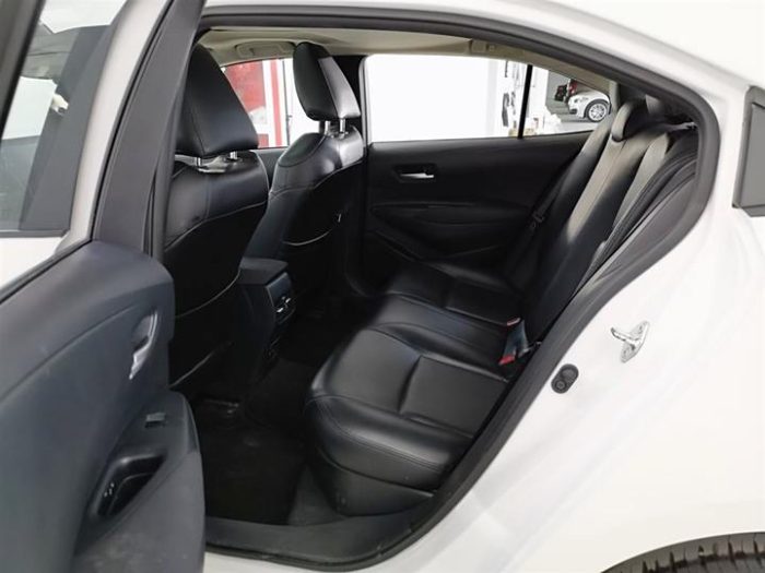 Corolla 2021 Hybrid 1.8L E-CVT Elite Edition, Октябрь 2021 г., пробег 38000 км. (Б/у) Передний — изображение 7