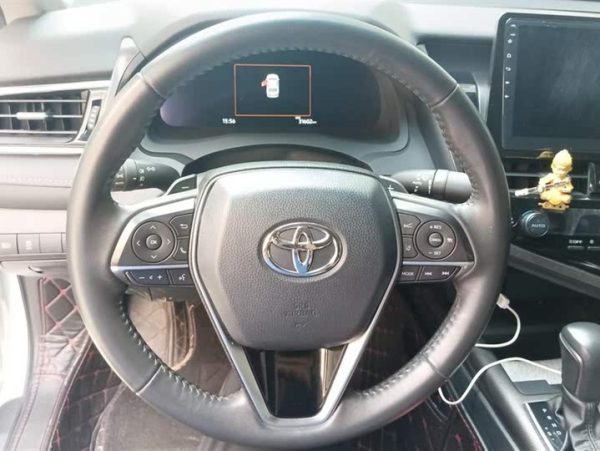 Camry 2021 2.5S Fengshang Edition, Январь 2022 г., пробег 31600 км. (Б/у) Передний — изображение 8