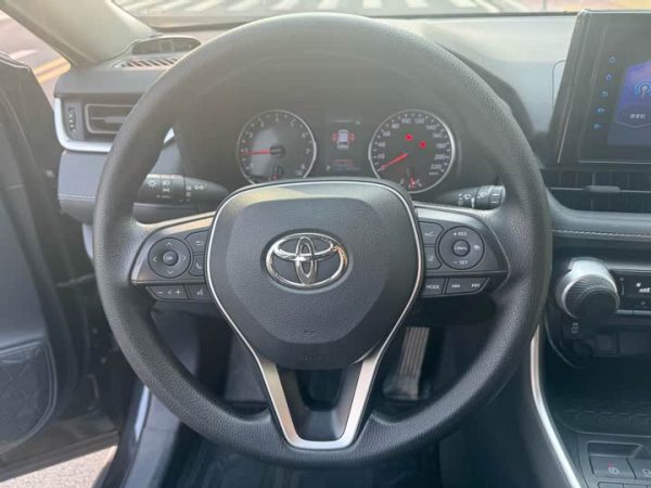 RAV4 Rongfang 2021 2.0L CVT 2WD Urban Edition, Июль 2021 г., пробег 59000 км. (Б/у) Передний — изображение 8