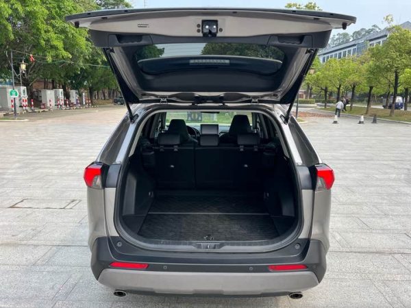 RAV4 Rongfang 2021 2.0L CVT 2WD Premium Edition, Июнь 2021 г., пробег 62000 км. (Б/у) Передний — изображение 8