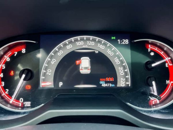 RAV4 Rongfang 2020 2.0L CVT 2WD Fashion PLUS Edition, Январь 2021 г., пробег 48000 км. (Б/у) Передний — изображение 8