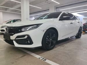 Civic 2021 HATCHBACK 220TURBO CVT Cool Control, Ноябрь 2021 г., пробег 29000 км. (Б/у) Передний