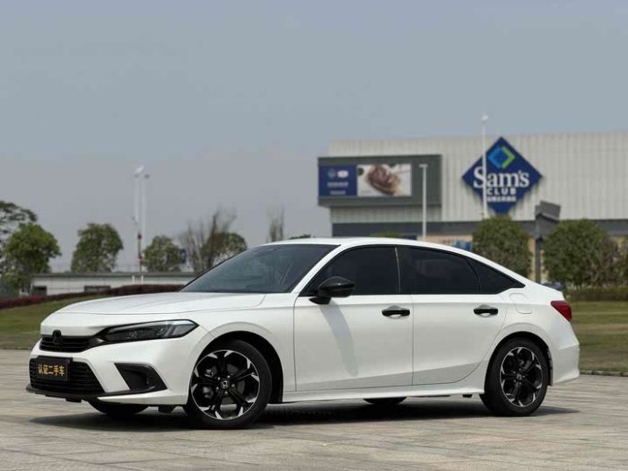 2022 Civic 240TURBO CVT Ignition Edition, Май 2022 г., пробег 31000 км. (Б/у) Передний