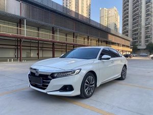 2022 Accord Hybrid 2.0L Sharp Edition, Апрель 2023 г., пробег 28000 км. (Б/у) Передний