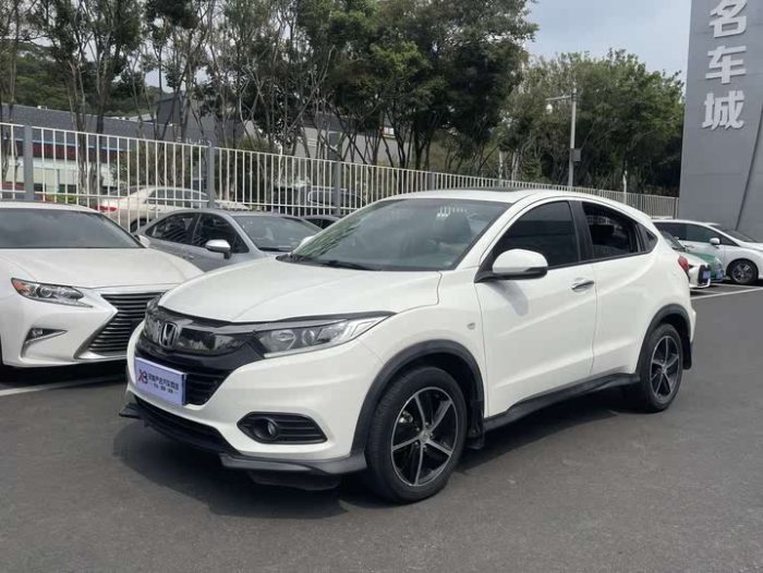 Binzhi 2020 1.5L CVT Pioneer Edition, Январь 2021 г., пробег 43000 км. (Б/у) Передний