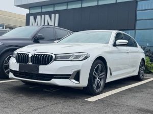 BMW 5 Series 2022 530Li Leading Luxury Package, Февраль 2022 г., пробег 71000 км. (Б/у) Задний