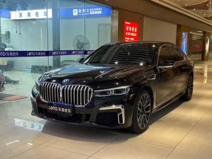BMW 7 Series 2021 740Li xDrive Executive M Sport Package, Ноябрь 2021 г., пробег 35000 км. (Б/у) Задний