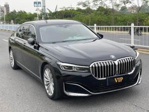 BMW 7 Series 2021 730Li Luxury Package, Июнь 2021 г., пробег 40000 км. (Б/у) Задний