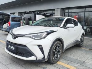 Toyota C-HR 2021 2.0L Luxury Edition, Апрель 2022 г., пробег 37900 км. (Б/у) Передний