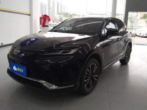 Venza 2022 2.0L CVT 2WD Premium Edition, Ноябрь 2022 г., пробег 25500 км. (Б/у) Передний
