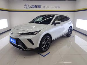Venza 2022 2.0L CVT 2WD Premium Edition, Ноябрь 2022 г., пробег 27500 км. (Б/у) Передний
