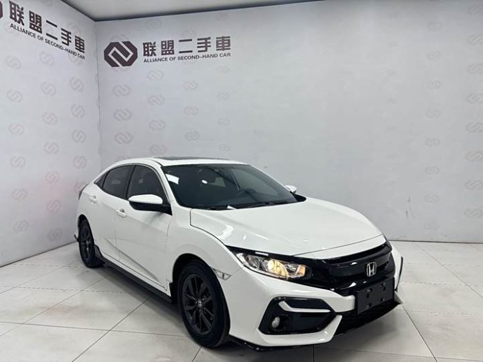 Civic 2021 HATCHBACK 220TURBO CVT New Control, Август 2022 г., пробег 23500 км. (Б/у) Передний — изображение 2