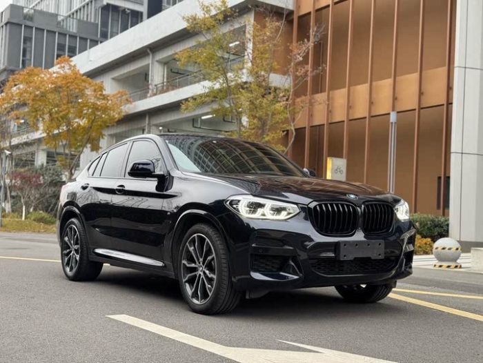 BMW X4 2021 xDrive 25i M Sport Night Edition, Декабрь 2020 г., пробег 27000 км. (Б/у) Полный — изображение 2