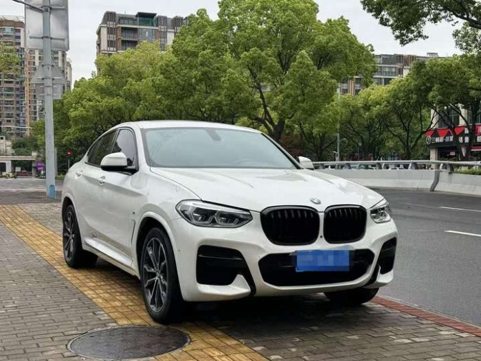 BMW X4 2021 xDrive 25i M Sport Night Edition, Июнь 2021 г., пробег 61000 км. (Б/у) Полный — изображение 2
