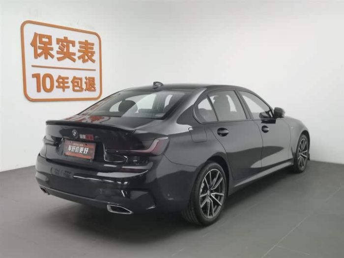 BMW 3 Series 2020 330Li xDrive M Sport Night Edition, Июль 2020 г., пробег 82500 км. (Б/у) Задний — изображение 2