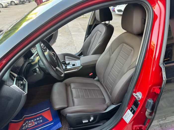 BMW 3 Series 2021 325Li M Sport Package, Декабрь 2020 г., пробег 33000 км. (Б/у) Задний — изображение 2