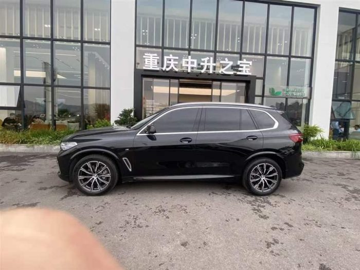 BMW X5 2022 xDrive 30Li Exclusive M Sport Package, Апрель 2023 г., пробег 71000 км. (Б/у) Полный — изображение 2