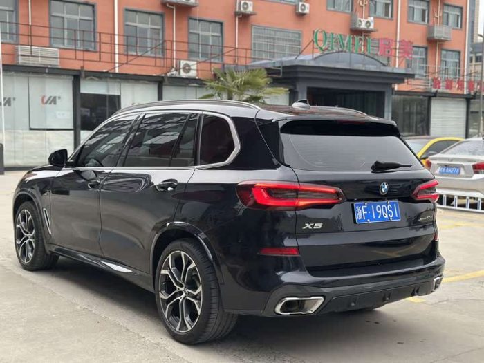 BMW X5 2022 facelift xDrive 40Li M Sport package,Февраль 2023 г., пробег 54000 км. (Б/у) Полный — изображение 2
