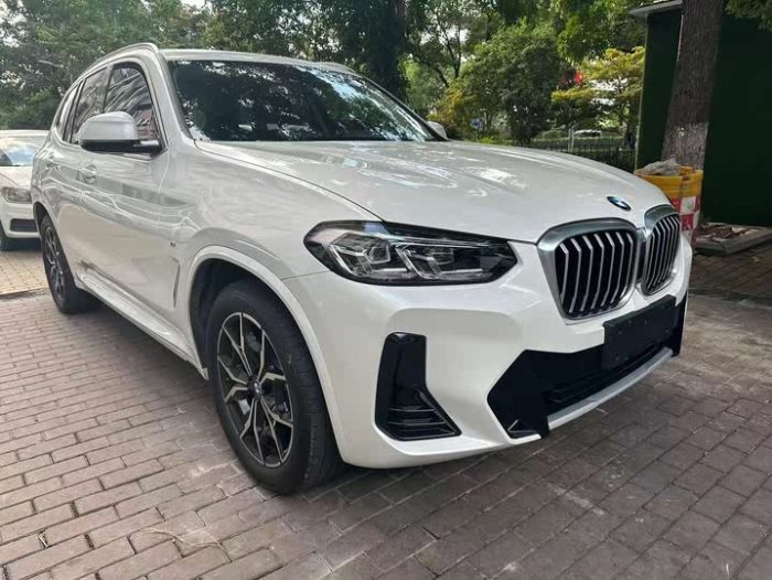 BMW X3 2022 xDrive25i M Sport Package, Апрель 2023 г., пробег 12000 км. (Б/у) Полный — изображение 2