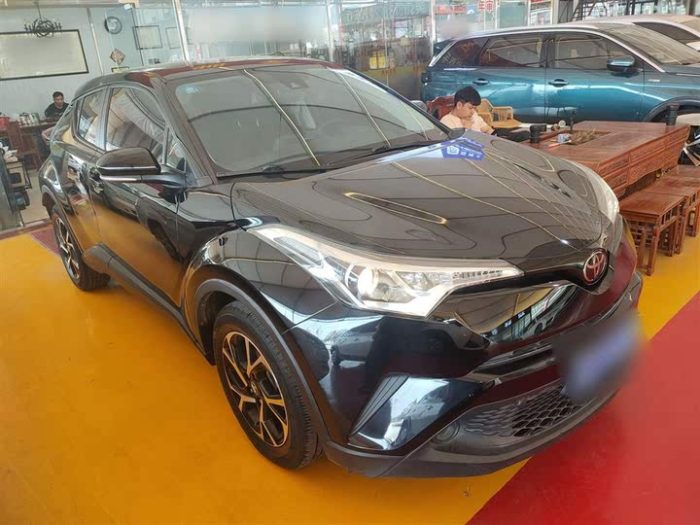Toyota C-HR 2020 2.0L Comfort Edition, Июнь 2020 г., пробег 50500 км. (Б/у) Передний — изображение 2