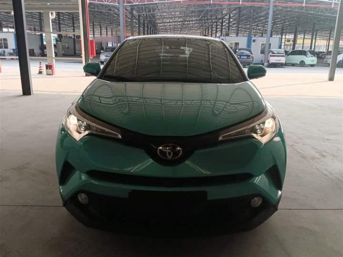 Toyota C-HR 2020 2.0L Leading Edition, Май 2020 г., пробег 39000 км. (Б/у) Передний — изображение 2