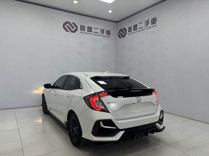 Civic 2021 HATCHBACK 220TURBO CVT New Control, Август 2022 г., пробег 23500 км. (Б/у) Передний — изображение 3