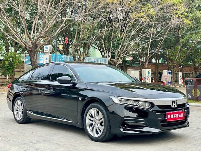 Accord 2018 230TURBO Comfort Edition National V, Август 2021 г., пробег 60000 км. (Б/у) Передний — изображение 3